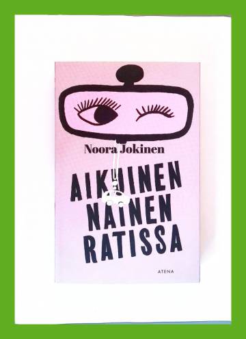 Aikuinen nainen ratissa