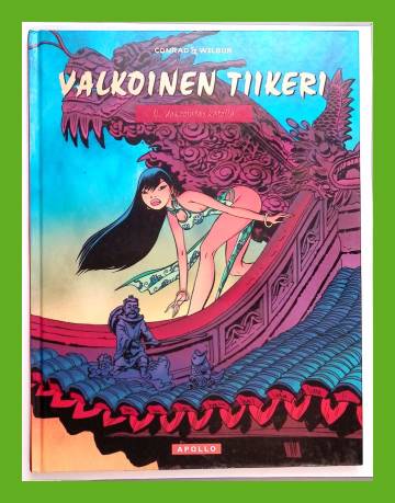 Valkoinen tiikeri 4 - Vakoojatar katolla