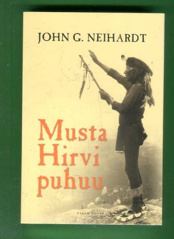 Musta Hirvi puhuu
