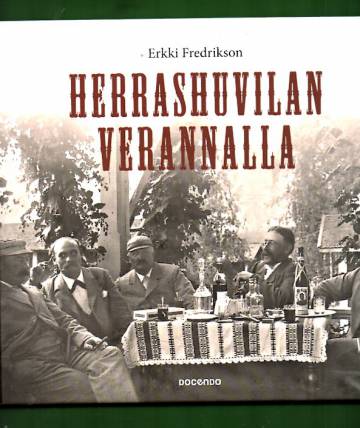 Herrashuvilan verannalla