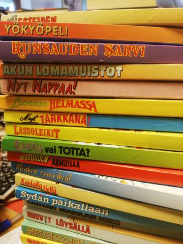 Aku Ankan taskukirjoja